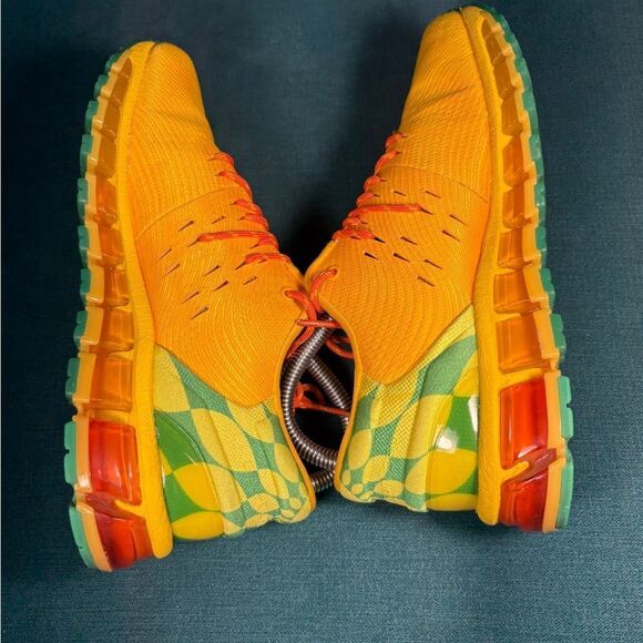 Size 6 - Women’s ASICS Gel Quantum 360 Sunflower shoes - Picture 6 of 9